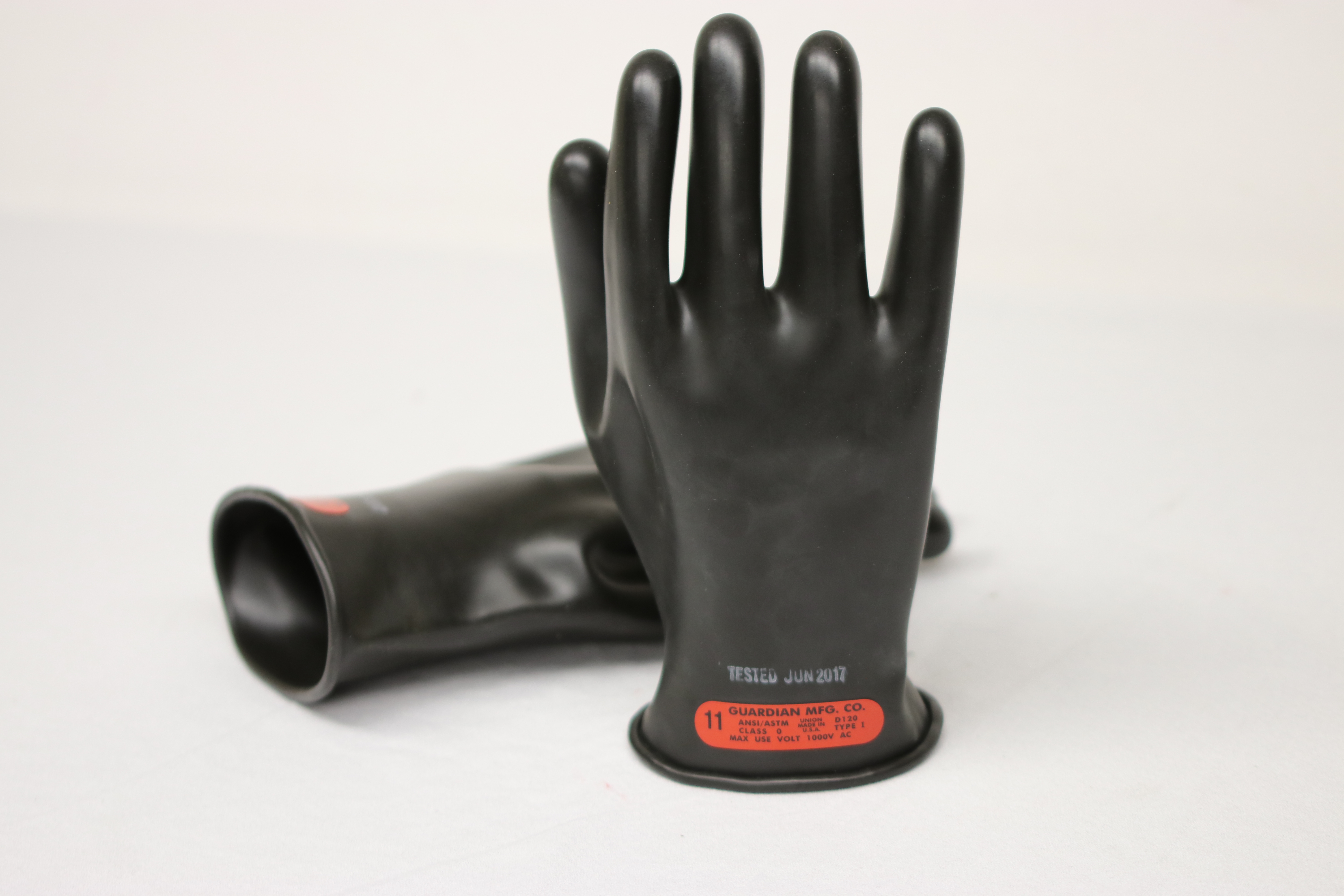 Linemen S 11 In Low Volatge Class 0 Black Rubber Insulating Gloves Linemen S Low Voltage